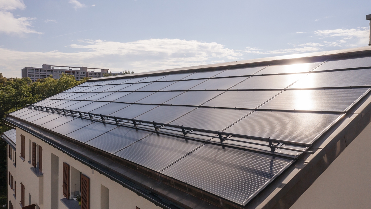 Le Parlement décide de poursuivre l’obligation d’installations photovoltaïques  sur les nouveaux bâtiments de grande taille